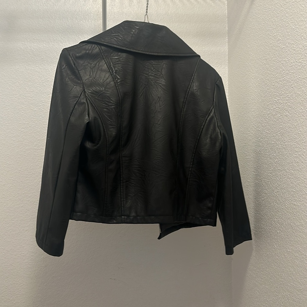 Leather jacket - Picture 3 of 3